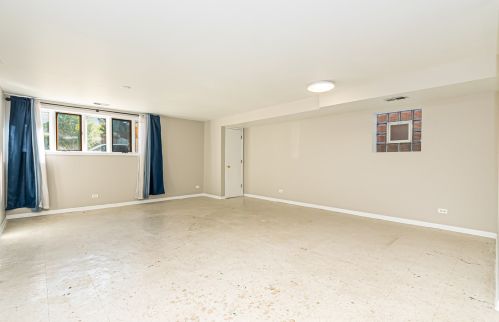 4806 Linder Ave, Chicago IL 60641-3250 exterior