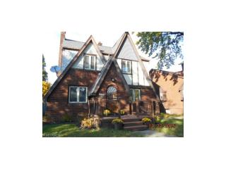 15022 Merrimeade Dr, Cleveland, OH 44111-3047