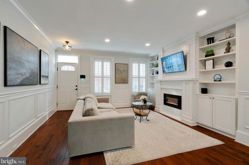 1003 Bouvier St, Philadelphia PA  19146-1903 exterior