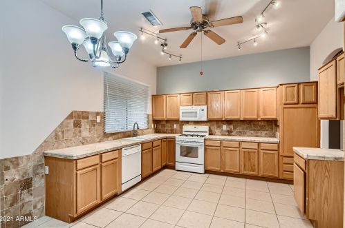 6842 Linda Ln, Chandler AZ 85226-5847 exterior