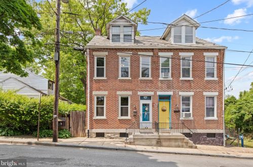 669 Poplar St, Lancaster, PA 17603-5504