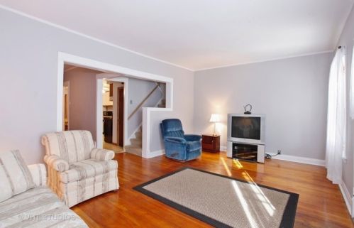 4306 Greenview Ave, Chicago IL  60613-1210 exterior