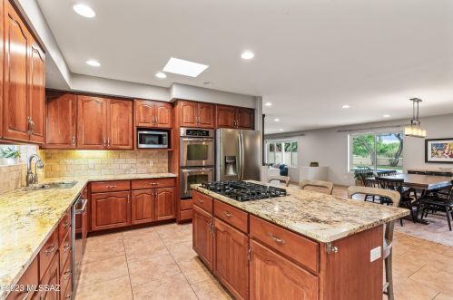 12520 Kit Carson Pl, Tucson AZ  85749-9368 exterior