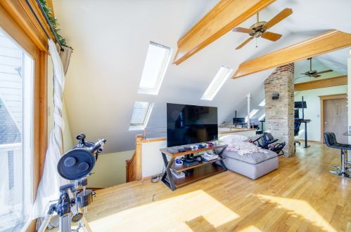 3649 Keeler Ave, Chicago IL 60641-3041 exterior