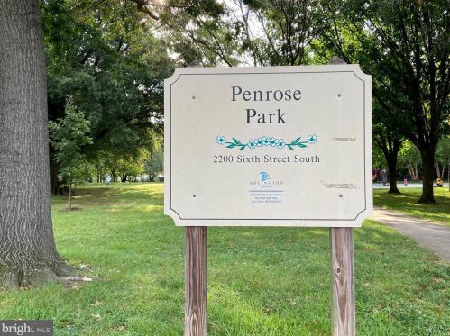 2415 2nd St, Arlington VA  22204-2011 exterior