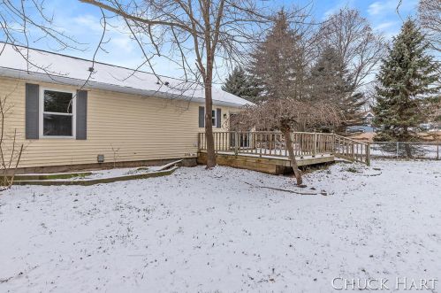 602 Crooks St, Belding MI 48809-1828 exterior