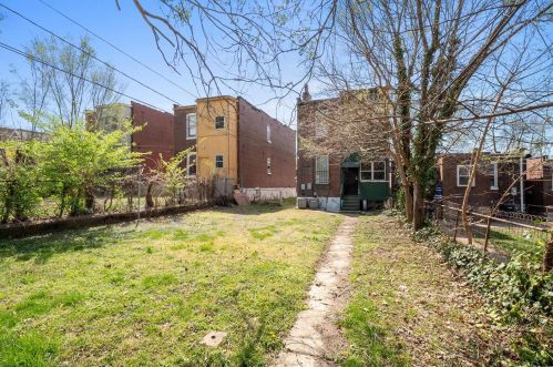 3645 Alberta St, Saint Louis MO 63116-4517 exterior