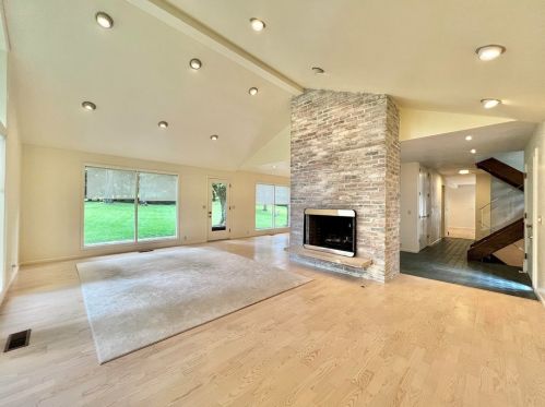 112 Pheasant Dr, Pittsburgh PA  15238-2250 exterior