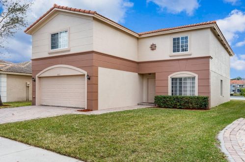 2051 Newport Isles Blvd, Fort Pierce, FL 34953-4582