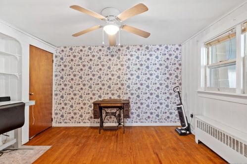 194 Mechanic St, Killingly CT 06239-1919 exterior