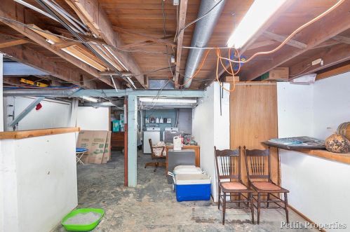 120 Grant St, Portland MI 48875-1532 exterior