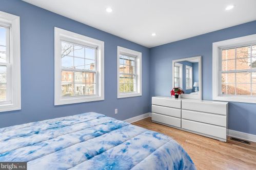 2257 16th St, Washington DC  20020-4301 exterior