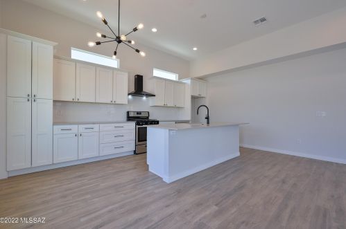 2501 Fremont Ave, Tucson AZ 85706-1457 exterior