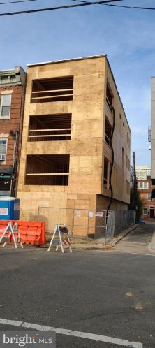 613 Bainbridge St, Philadelphia PA 19146-2413 exterior