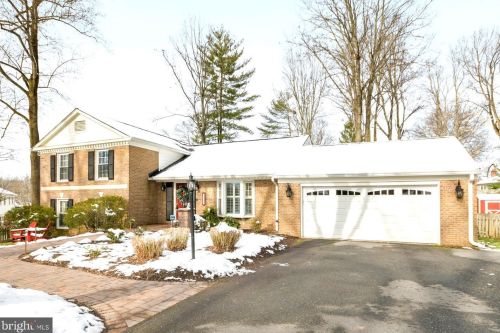 4721 Jasmine Dr, Rockville MD exterior