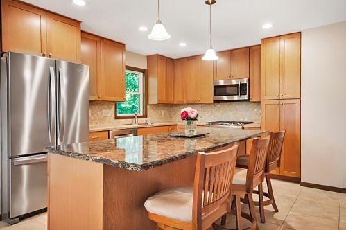 1292 Balsam Trl, Saint Paul MN 55123-1707 exterior