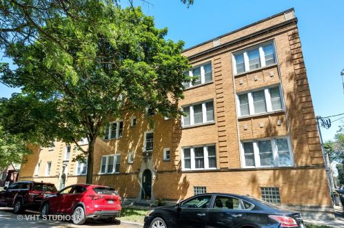 1518 Schreiber Ave, Chicago, IL 60626-4917