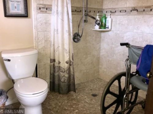 3574 Centerville Rd, Saint Paul MN 55127-7104 exterior