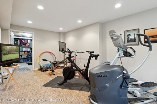 4406 Carmine Ct, Dewitt MI 48820-9183 exterior