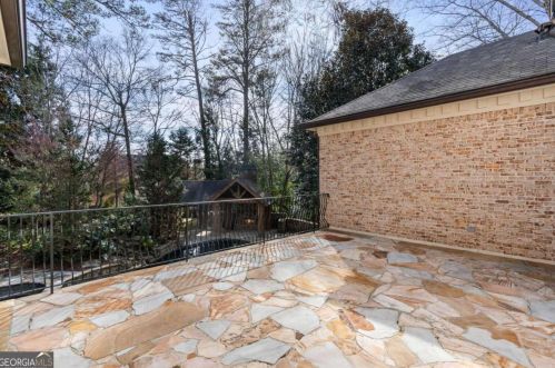 700 Brookwoods Trce, Atlanta GA 30342-2473 exterior