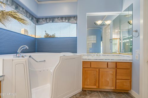 6413 31st St, Phoenix AZ 85008-1127 exterior