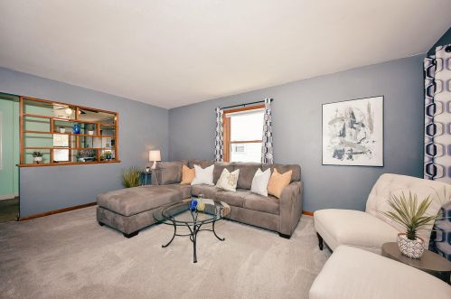 3250 86, Milwaukee WI 53227-4622 exterior