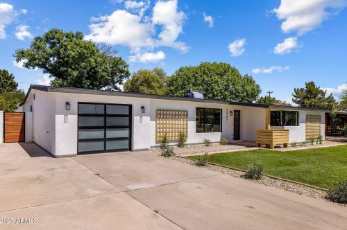 2447 39th Pl, Phoenix AZ  85008-2239 exterior