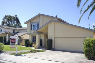 671 Prada Dr, Milpitas, CA 95035-4026