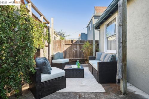 1231 Channing Way, Berkeley CA 94703-1616 exterior