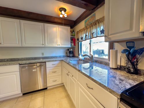 232 Suncook Vly Rd, Alton NH 03809-4629 exterior