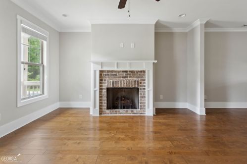 2418 Misty Hollow Pl, Atlanta GA exterior