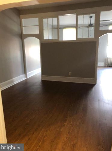 802 2nd St, Philadelphia PA 19122-3324 exterior