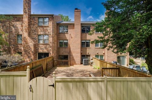 11352 Empire Ln, Rockville MD 20852-2870 exterior