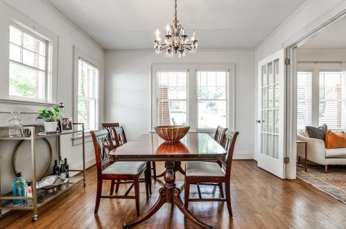 2424 Glenwood Dr, Atlanta GA  30305-4341 exterior