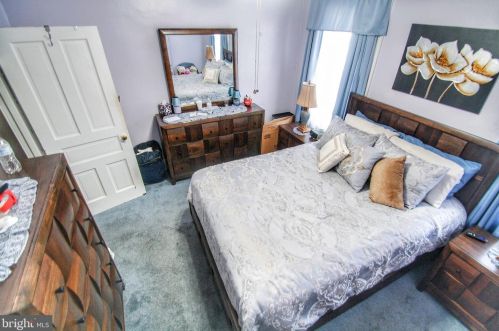 7132 Bryan St, Philadelphia PA 19119-1635 exterior