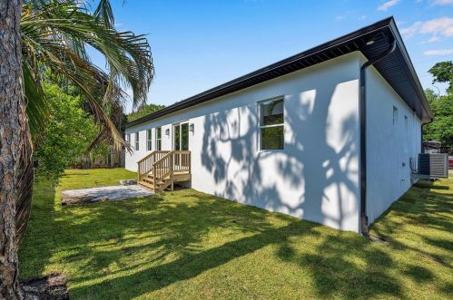 4307 Clark Ave, Tampa FL  33611-1305 exterior