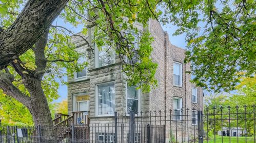 1254 Central Park Ave, Chicago, IL 60651-2213