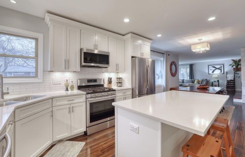 10015 Glendale Ave, Milwaukee WI  53225-4624 exterior