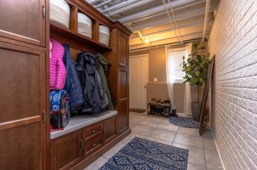 22 Greenleaf Dr, Seabrook NH 03874-4045 exterior