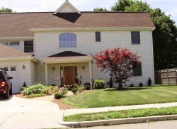 76 Mccarthy Rd, Newton, MA 02459-3613