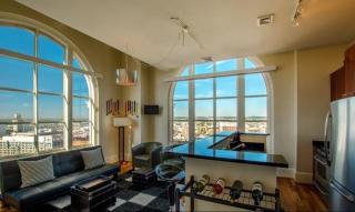 39 Lexington St, Baltimore MD  21201-3966 exterior