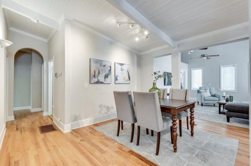 2386 Bynum Rd, Atlanta GA 30319-3908 exterior