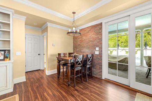 1647 Riverside Dr, Gainesville GA 30501-1837 exterior