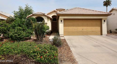 412 Aire Libre Ave, Phoenix AZ 85032-2809 exterior