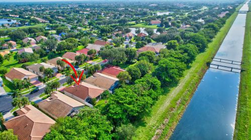 6406 Pebble Crk Way, Boynton Beach FL 33437-4160 exterior