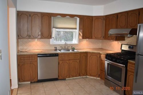 199 Knickerbocker Rd, Demarest NJ  07627-1011 exterior