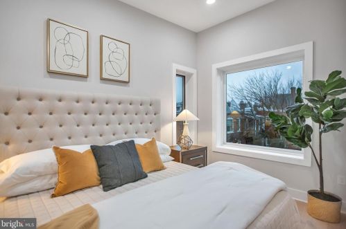 1905 4th St, Washington DC  20001-2305 exterior