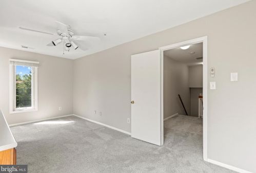 1921 Dundee Rd, Rockville MD exterior