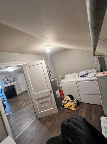 939 Baraga St, Grand Rapids MI 49503-1802 exterior