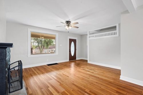 3262 Eastmont Ave, Pittsburgh PA exterior